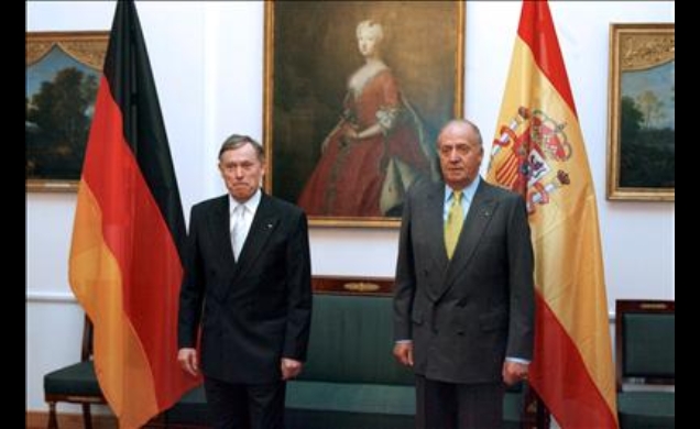 Don Juan Carlos y el Presidente Horst Köhler en la residencia presidencial Bellevue de Berlín