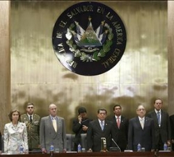Don Juan Carlos y Doña Sofía, durante el Pleno de la Asamblea Legislativa de El Salvador