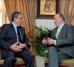 Su Majestad, con el Secretario General de la Liga Árabe