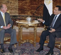 Encuentro entre Don Juan Carlos y el Presidente Moubarak