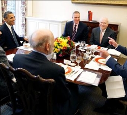 Don Juan Carlos, el Presidente Obama, la secretaria de Estado norteamericana, el asesor de Seguridad Nacional y el jefe de la Casa del Rey