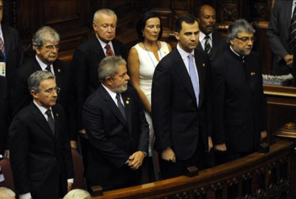 Su Alteza Real el Príncipe de Asturias junto a los presidentes de Colombia, Brasil y Paraguay durante la Ceremonia de Declaración de Fidelidad Constit