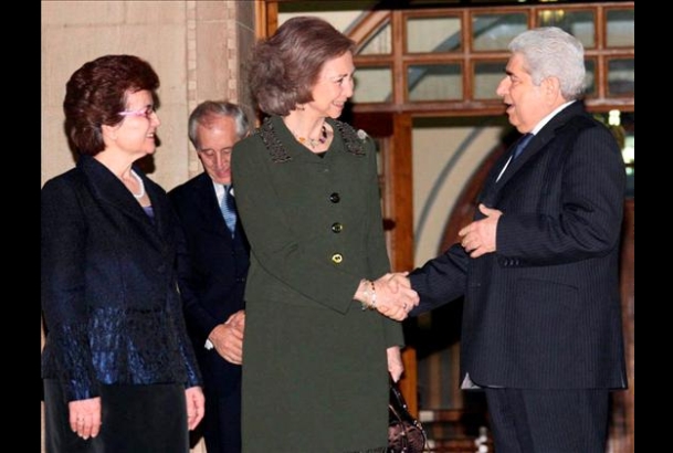 Doña Sofía, con el Presidente de Chipre y su esposa, en el Palacio Presidencial
