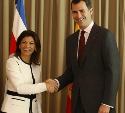 El Príncipe de Asturias, con la Presidenta electa, Laura Chinchilla