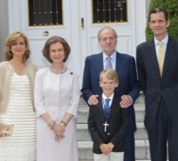 Don Juan Carlos y Doña Sofía, con Doña Cristina, Don Iñaki y Miguel Urdangarin