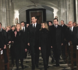 Los Príncipes a su llegada a la Catedral de La Almudena