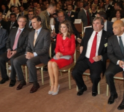 Sus Altezas Reales los Príncipes de Asturias durante el encuentro empresarial promovido por la Cámara de Comercio e Industria Luso-Española
