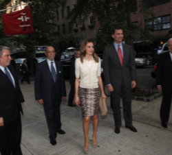 Don Felipe y Doña Letizia, a su llegada a la sede del Instituto Cervantes de Nueva York
