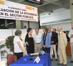 Doña Sofía durante su visita al Centro de Formación de la Cooperación Española