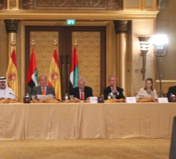 Intervención de Don Juan Carlos en el encuentro empresarial España-Emiratos Árabes Unidos.