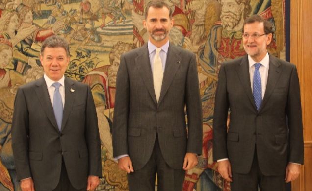Su Majestad el Rey junto al Presidente de la República de Colombia, Juan Manuel Santos y el presidente del Gobierno, Mariano Rajoy