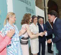 José Crehueras, presidente del Grupo Planeta, recibe un reconocimiento y el saludo de Doña Letizia y Doña Sofía por el apoyo de Atresmedia a la FAD