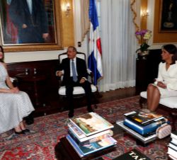 Doña Letizia durante el encuentro mantenido en el Palacio Presidencial con el Presidente de la República Dominicana, Danilo Medina, y la primera Dama,