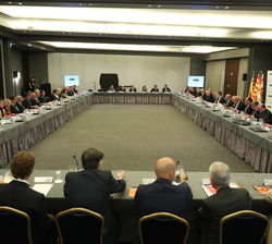 Vista general de la sala durante la XXI Reunión del Patronato de la Fundación Princesa de Girona