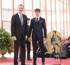 Su Majestad el Rey durante la entrega de premios