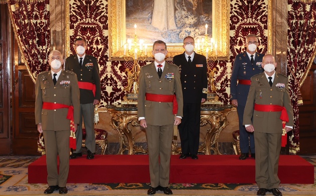 Audiencia militar de Su Majestad el Rey a un grupo de Generales de División y Vicealmirante, tras haber sido designados para asumir el mando de distin