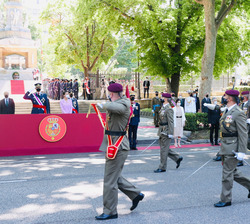 La Compañía del Regimiento de Infantería "Inmemorial del Rey" nº1 durante el desfile militar
