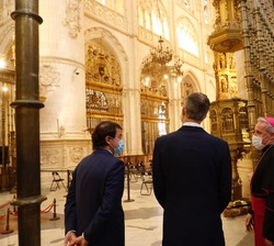 Don Felipe en el interior de la Catedral de Burgos