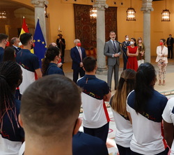Su Majestad el Rey se dirige a los integrantes del Equipo Olímpico Español