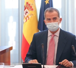 Su Majestad el Rey durante su intervención el encuentro con los miembros del Consejo de Gobierno del Banco de España