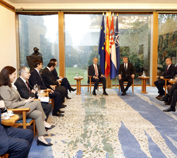 Encuentro bilateral entre las delegaciones de España y Croacia