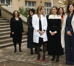 Su Majestad la Reina junto a la Primera Dama de Croacia y la directora de SUVAG