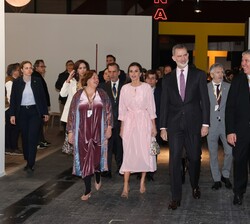 Los Reyes inauguran la 42ª edición de la Feria Internacional de Arte Contemporáneo-ARCOmadrid