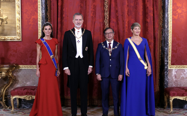 Sus Majestades los Reyes junto a Sus Excelencias el Presidente de Colombia y la Primera Dama