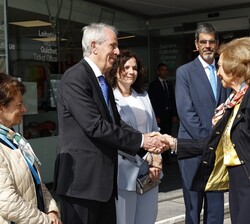 Su Majestad la Reina Doña Sofía fue recibida por el presidente de la Federación Española de Bancos de Alimentos, Pedro Miguel Llorca