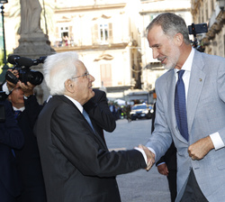 Su Majestad el Rey es recibido por el Presidente de Italia, Sergio Mattarella