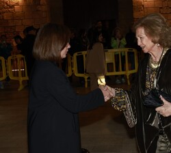 Su Majestad la Reina Doña Sofía recibe el saludo de la presidenta del Congreso de los Diputados, Francina Armengol