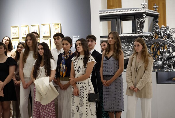 Sus Altezas Reales la Princesa de Asturias y la Infanta Doña Sofía  visitan la Galería de las Colecciones Reales