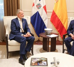 Encuentro de Su Majestad el Rey con su excelencia Luis Abinader, presidente de la República Dominicana