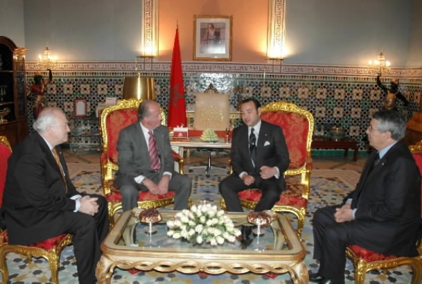 Encuentro de Su Majestad el Rey con el Rey Mohamed VI
Palacio Real de Marrakech, 17 de enero de 2005