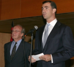 El Príncipe Felipe, durante su intervención en una recepción celebrada con motivo del mes de la herencia hispana, ofrecida por el embajador español Ca