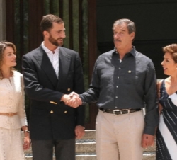 Los Príncipes de Asturias con el Presidente, Vicente Fox y su esposa, Marta Sahagún